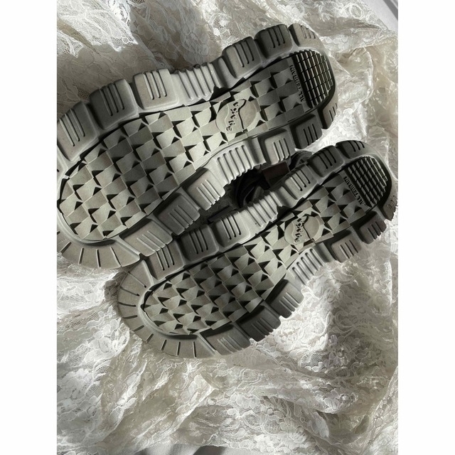SHAKA(シャカ)のshaka neo bungy AT グレーサンダル レディースの靴/シューズ(サンダル)の商品写真