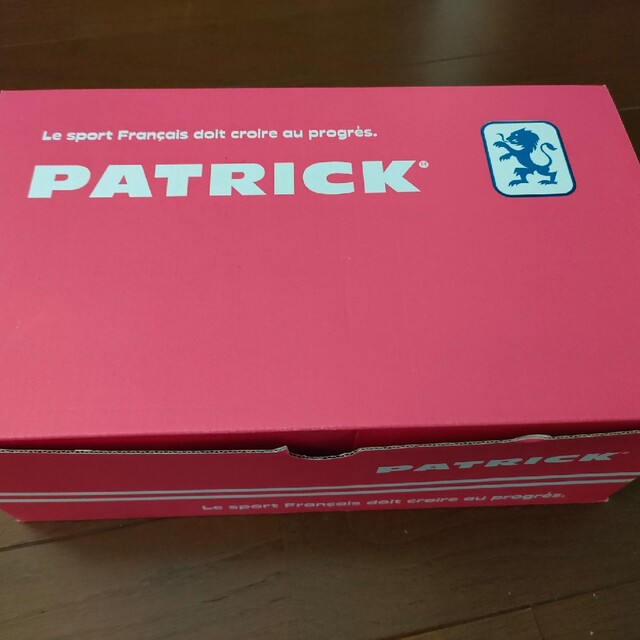 PATRICK(パトリック)のパトリック　タグ付き新品　25.5cm メンズの靴/シューズ(スニーカー)の商品写真