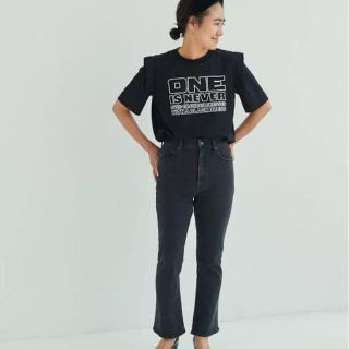 新品未使用HARDY NOIR アルディーノアール ロゴTシャツ 金子綾の通販 ...