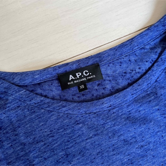 A.P.C(アーペーセー)のアーペーセー　A.P.C. Tシャツ　カットソー レディースのトップス(Tシャツ(半袖/袖なし))の商品写真