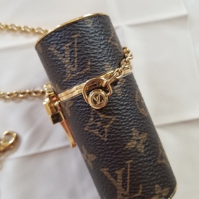 LOUIS VUITTON - ルイヴィトン モノグラム・チェーン付きリップ LOUIS VUITTON - ルイヴィトン モノグラム・チェーン付きリップ
