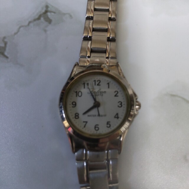 レディース腕時計、稼働中 レディースのファッション小物(腕時計)の商品写真