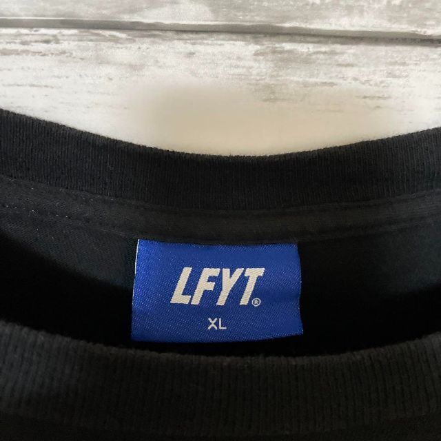 Lafayette(ラファイエット)のLafayette ボックスロゴTシャツ LFYT 薔薇柄 box logo メンズのトップス(Tシャツ/カットソー(半袖/袖なし))の商品写真