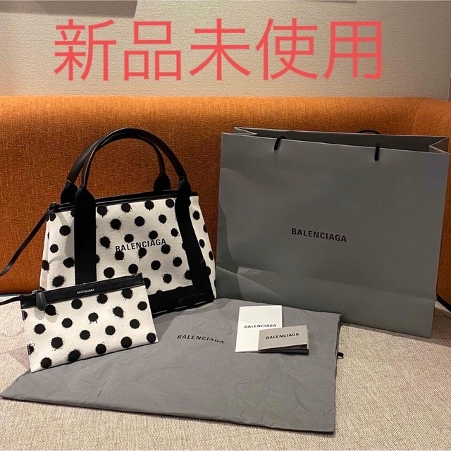 【定価15万】新品BALENCIAGA(バレンシアガ)ネイビーカバス ドット柄S