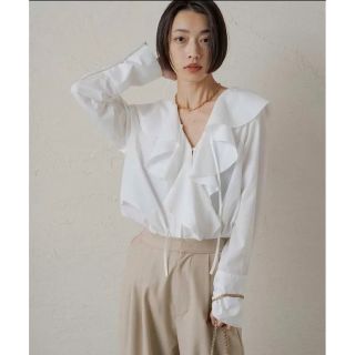 ラウンジドレス(Loungedress)の【新品】Loungedressフリルカラーシャツ(シャツ/ブラウス(長袖/七分))