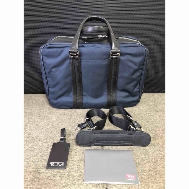 お買得 TUMI 68409NYDE 2WAY ショルダーブリーフ 美品 人気の雑貨が