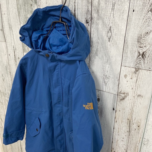 THE NORTH FACE(ザノースフェイス)の【☆訳あり☆オススメ☆】ノースフェイス　ジャケット　ブルー　120cm キッズ/ベビー/マタニティのキッズ服男の子用(90cm~)(ジャケット/上着)の商品写真