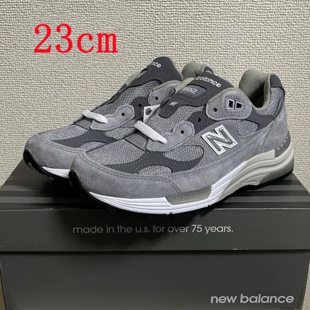 値下げ 美品 NewBalance M992 GR