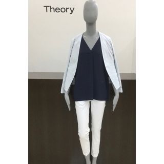 セオリー(theory)の値下げ！Theory/Vネック オーバーサイズ プルオーバー  ブラウス(シャツ/ブラウス(半袖/袖なし))