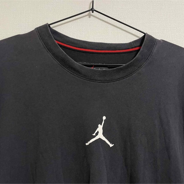 Jordan Brand（NIKE）(ジョーダン)の【NIKE】エア　ジョーダン　ブラックロゴTシャツ　メンズ　L　ドライフィット メンズのトップス(Tシャツ/カットソー(半袖/袖なし))の商品写真