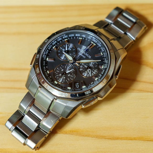 5気圧風防CASIO OCEANUS Manta OCW-S1000