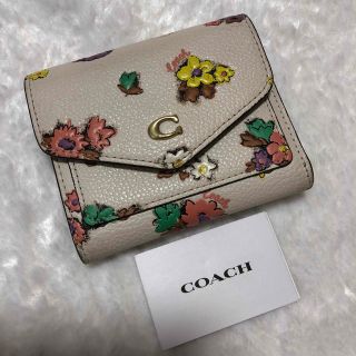 コーチ(COACH)のcoach フラワー柄三つ折り財布　花柄(財布)