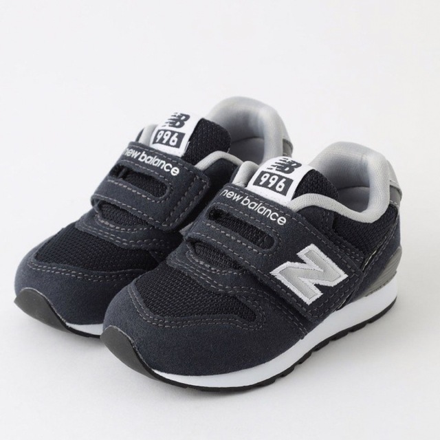 New Balance(ニューバランス)のニューバランス996　　ネイビー　15cm キッズ/ベビー/マタニティのキッズ靴/シューズ(15cm~)(スニーカー)の商品写真