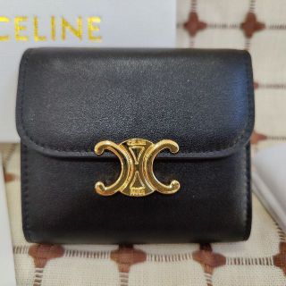 最旬ダウン CELINE 三つ折り財布の人気アイテム マルチファンクション