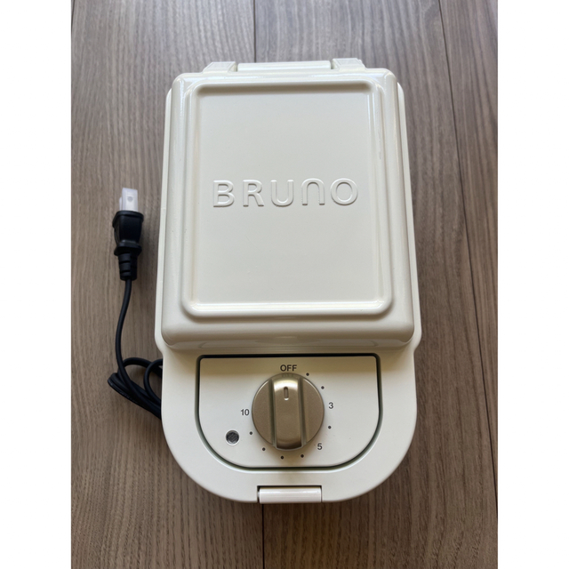 BRUNO(ブルーノ)のBRUNO ホットサンドメーカー シングル BOE43 スマホ/家電/カメラの調理家電(サンドメーカー)の商品写真