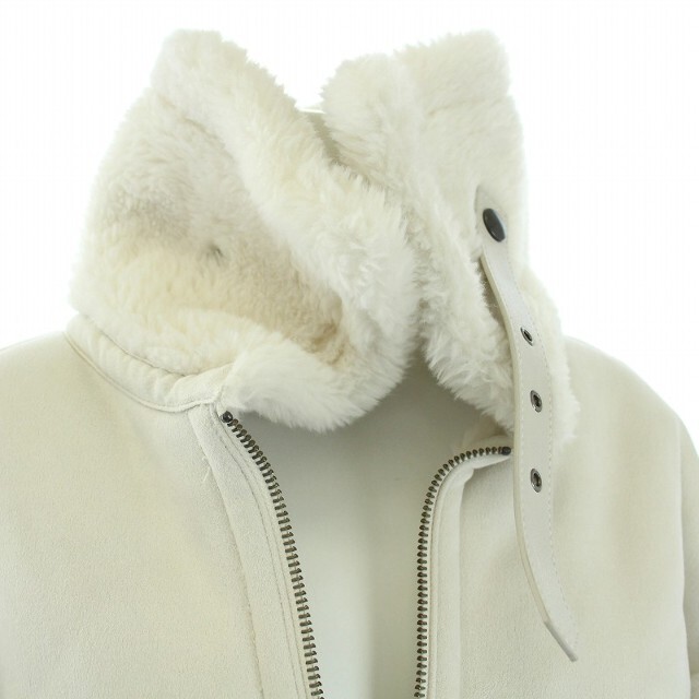 SNIDEL(スナイデル)のスナイデル  21AW リバーシブルボアボンバージャケット F 白 レディースのジャケット/アウター(ブルゾン)の商品写真