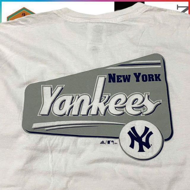 古着 90s  NY　ニューヨークヤンキース　ロゴ　アディダス ビンテージ メンズのトップス(Tシャツ/カットソー(七分/長袖))の商品写真