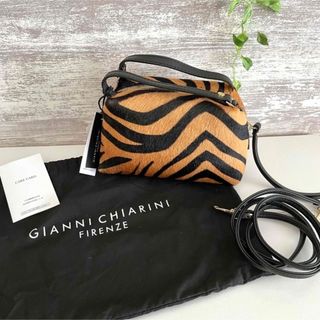 ジャンニキャリーニ(GIANNI CHIARINI)の【新品タグ付き】GIANNI CHIARINI  ALIFA ゼブラ　2WAY(ショルダーバッグ)