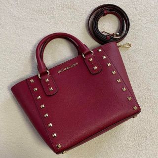 マイケルコース(Michael Kors) ハンドバッグ(レッド/赤色系)の通販