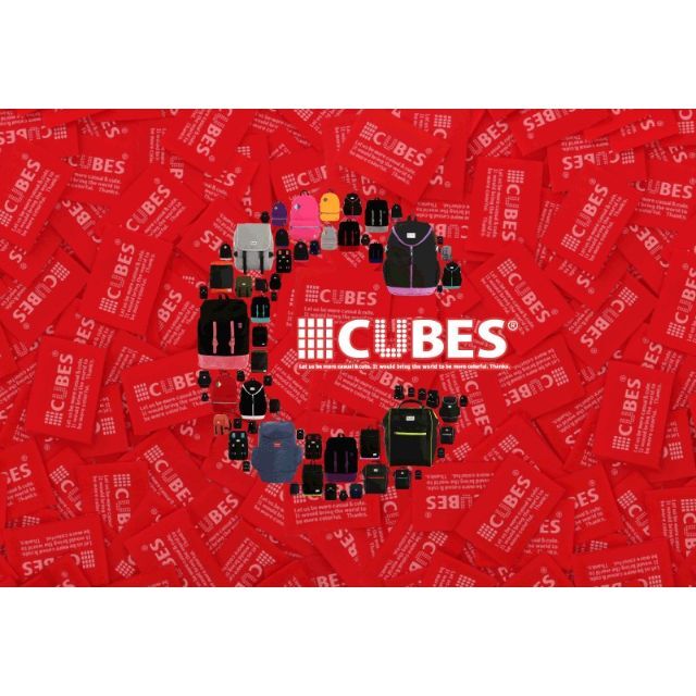 Disney(ディズニー)のCUBES キューブ　ミッキー Disney ショルダーバッグ【新品・未使用】  レディースのバッグ(ショルダーバッグ)の商品写真