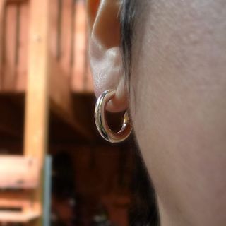 ペア太さ4mm ハントメイドシルバー925 フープピアス