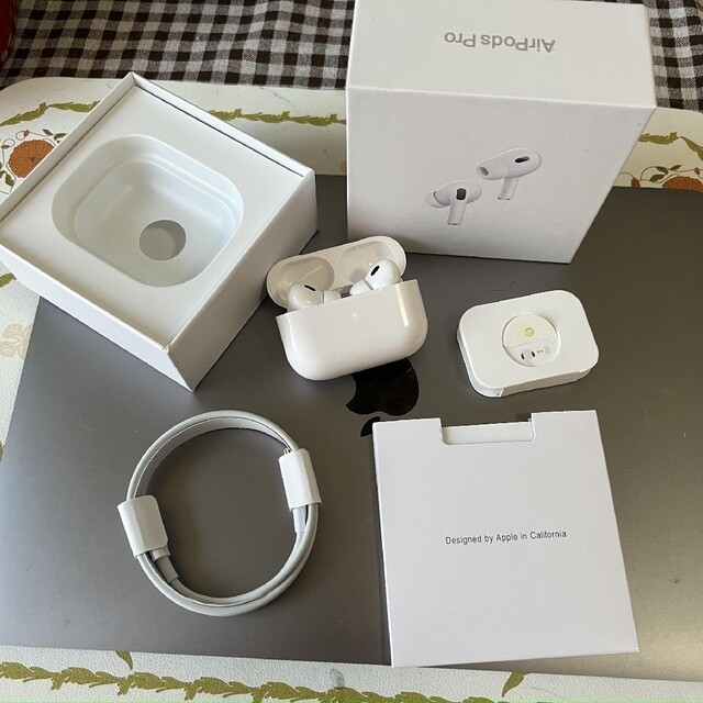 AirPods Pro2 エアポッド プロ第2世代 MQD83AM/A 男女兼用