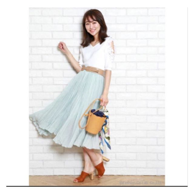 Rirandture - 新品☆雑誌掲載☆小嶋陽菜着用☆リランドチュール Rirandture - 新品☆雑誌掲載☆小嶋陽菜着用☆リランドチュール