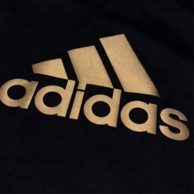 adidas(アディダス)のadidasＴシャツ　Ｍ　新品 メンズのトップス(Tシャツ/カットソー(半袖/袖なし))の商品写真