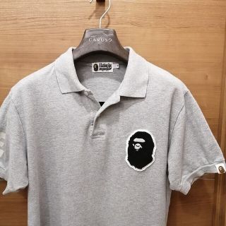 アベイシングエイプ(A BATHING APE)のアベイシングエイプ　ビッグロゴ　ワッペン　猿刺繍　グレー　半袖　ポロシャツ(ポロシャツ)