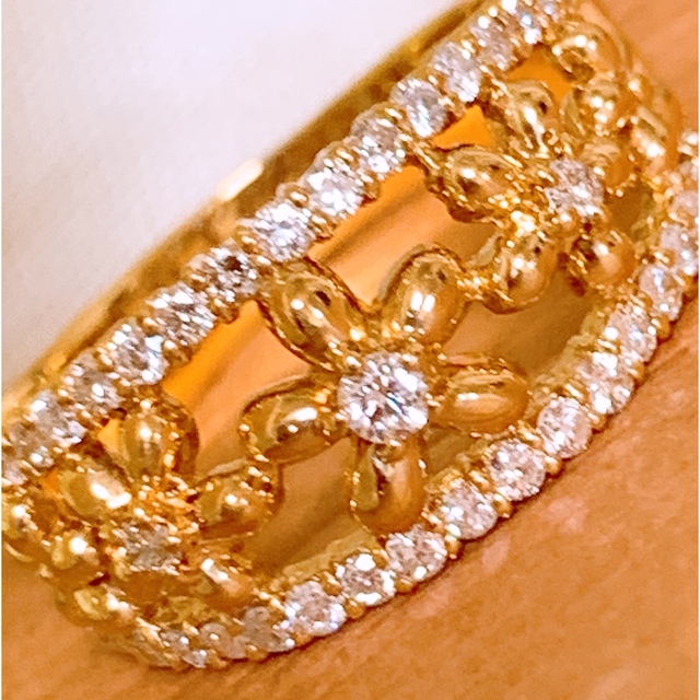 美品❗️D0.50CT✨k18フラワーダイヤモンドリング k18ダイヤリング