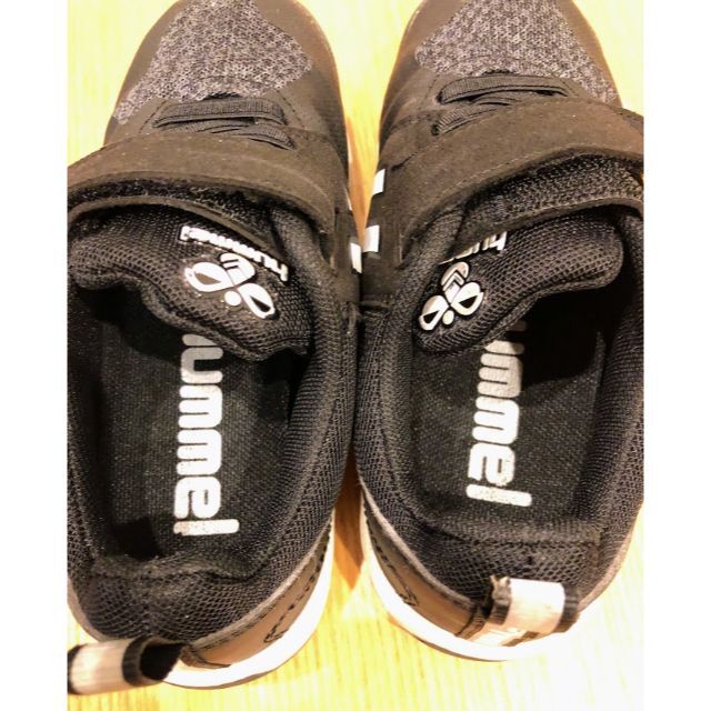 hummel(ヒュンメル)の試着のみ☆スニーカー☆黒ｘグレー☆19cm☆ヒュンメル★hummel キッズ/ベビー/マタニティのキッズ靴/シューズ(15cm~)(スニーカー)の商品写真