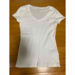 トミーヒルフィガー(TOMMY HILFIGER)のトミーヒルフィガーのＶネックTシャツ 白(Tシャツ(半袖/袖なし))