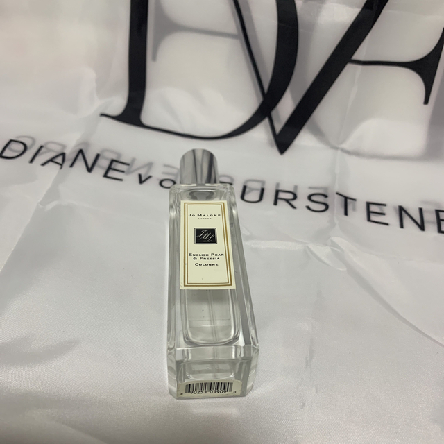 Jo Malone(ジョーマローン)のJO MALONE ENGLISH PEAR & FRESIA コロン30ml コスメ/美容の香水(香水(女性用))の商品写真