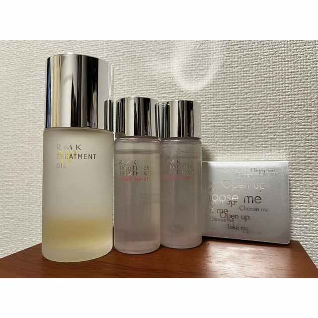 RMK(アールエムケー)のRMK オイル美容液&スキンチューナー➕試供品❣️ コスメ/美容のスキンケア/基礎化粧品(美容液)の商品写真