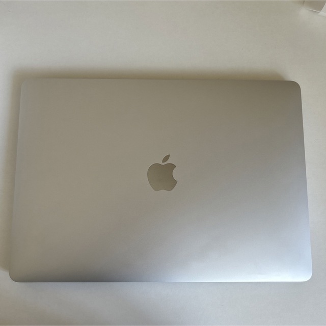 Apple Macbook Air 2020 M1モデル シルバー お得な情報満載 www