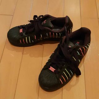 オリジナルス(Originals（adidas）)のアディダスオリジナルスadidasOriginals黒×カラフルスニーカー23(スニーカー)