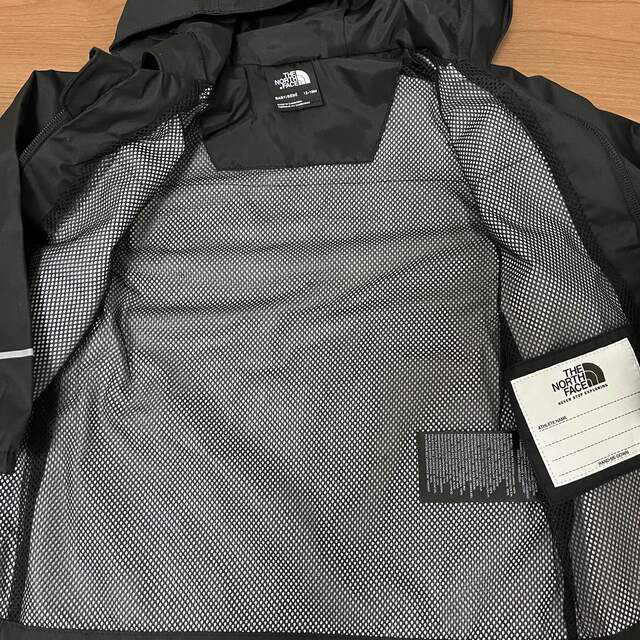 THE NORTH FACE(ザノースフェイス)の【新品・未使用】ノースフェイス　ベビー　ジャケット キッズ/ベビー/マタニティのベビー服(~85cm)(ジャケット/コート)の商品写真