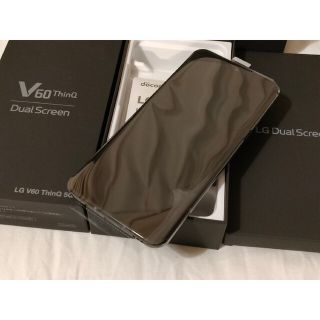 エルジーエレクトロニクス(LG Electronics)のLG V60 ThinQ Dual Screen L-51A ブラック(スマートフォン本体)