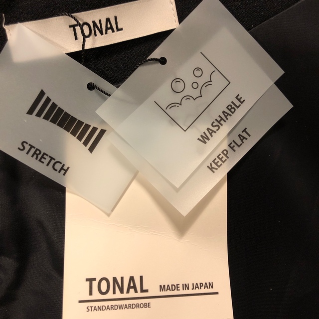 TONAL(トーナル)の新品タグ付・加藤綾子さん着用・結婚式や学校行事も★トーナル　パール　ワンピース レディースのワンピース(ひざ丈ワンピース)の商品写真