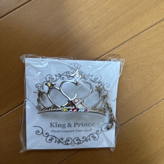 King & Prince  チャーム付きブレスレット エンタメ/ホビーのタレントグッズ(アイドルグッズ)の商品写真