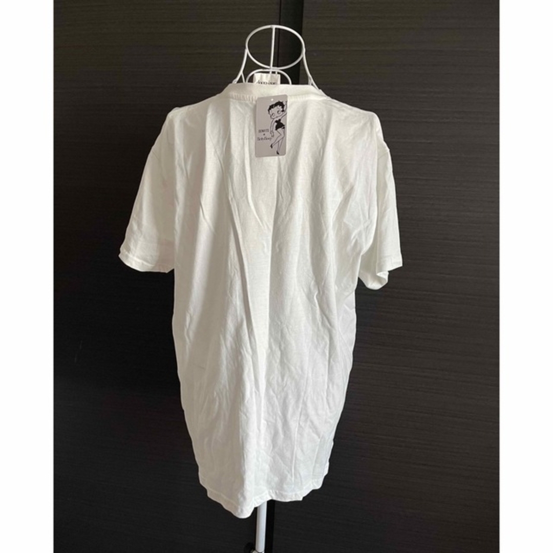 Bettyちゃん　ホワイト♡Tシャツ　大きいサイズ レディースのトップス(Tシャツ(半袖/袖なし))の商品写真