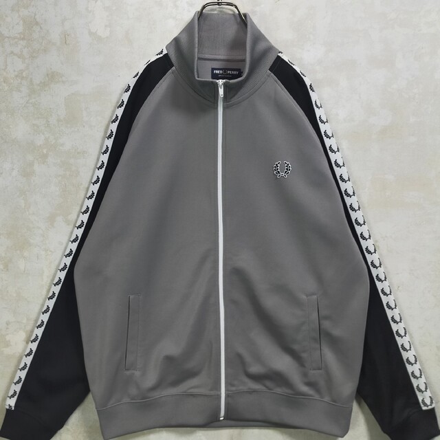 希少】フレッドペリー トラックジャケット ジャージ グレー 黒 白 ロゴ