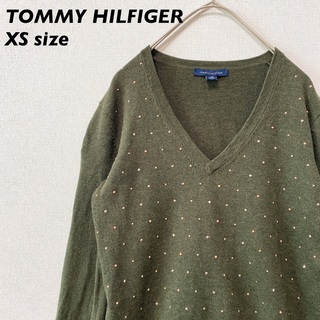 トミーヒルフィガー(TOMMY HILFIGER)のトミーヒルフィガー　ニット　セーター　スパンコール　オリーブ色　XSサイズ(ニット/セーター)