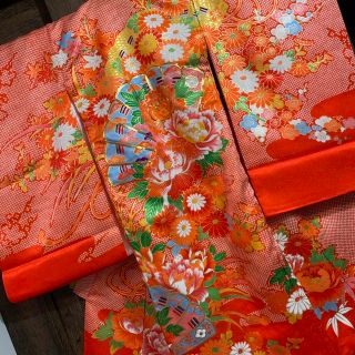 疋田模様・菊模様女の子お宮参り着物(長襦袢・内袖付き)-