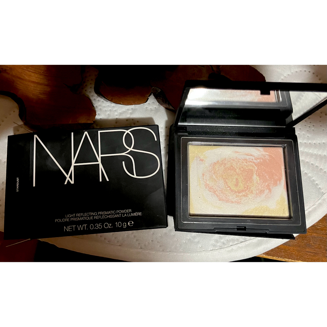 NARS ライトリフティングプリズマスティックパウダー