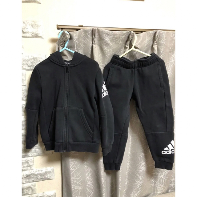 adidas(アディダス)の120cmADIDAS上下セット!! キッズ/ベビー/マタニティのキッズ服男の子用(90cm~)(ジャケット/上着)の商品写真