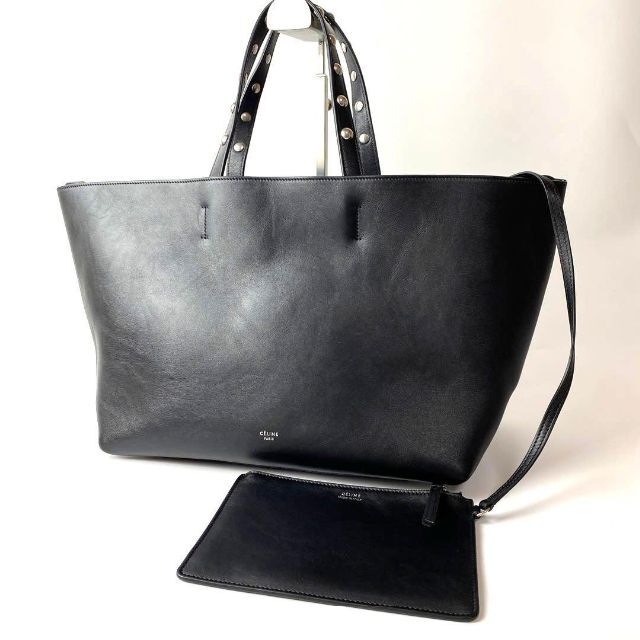 バッグ 美品 CELINE カバファントム スモール スタッズ トートバッグ