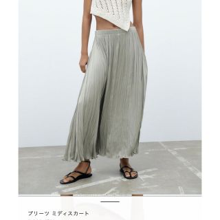 ザラ(ZARA)のzara サテンスカート(ロングスカート)