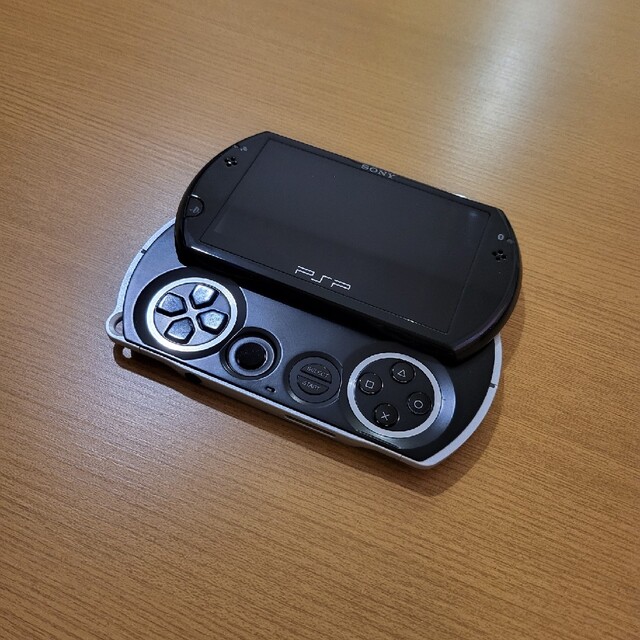 大人気新品 ヤフオク! - SONY PSP go (PSP-N1000) + 専用クレードル 