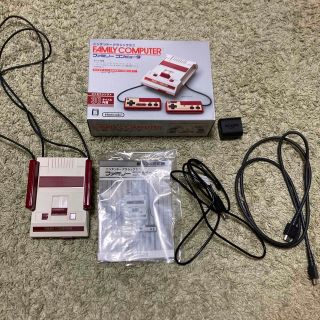 ニンテンドウ(任天堂)のニンテンドークラシックミニ ファミリーコンピュータ 美品(家庭用ゲーム機本体)